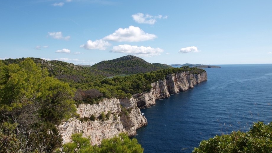 Boat excursion to PN Telašćica (salt lake) and Kornat island (NP Kornati) - Lupeška Bay- departure from Zadar